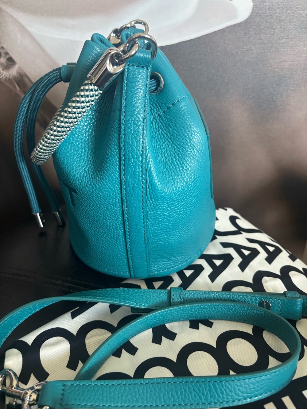 Marc Jacobs The Bucket Small Leather Drawstring Handbag in Teal - Picture 6 of 15